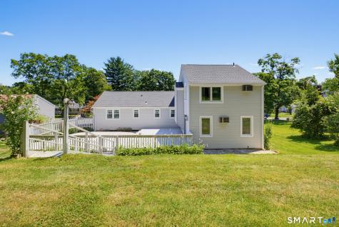 17 Riverside Drive Vernon CT 06066