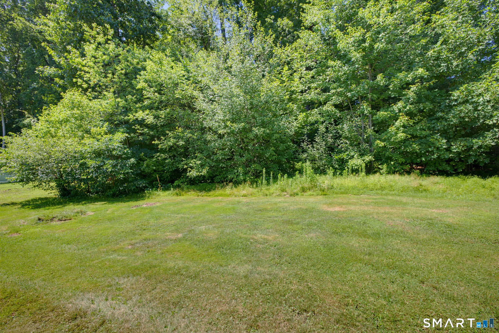17 Riverside Drive Vernon CT 06066
