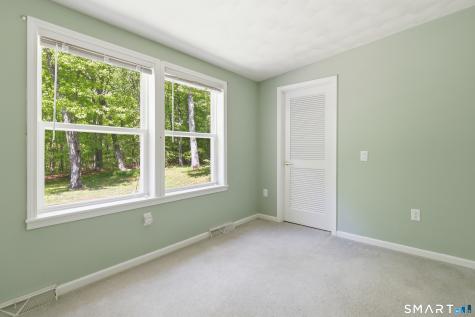 21 Hillcrest Drive Montville CT 06382