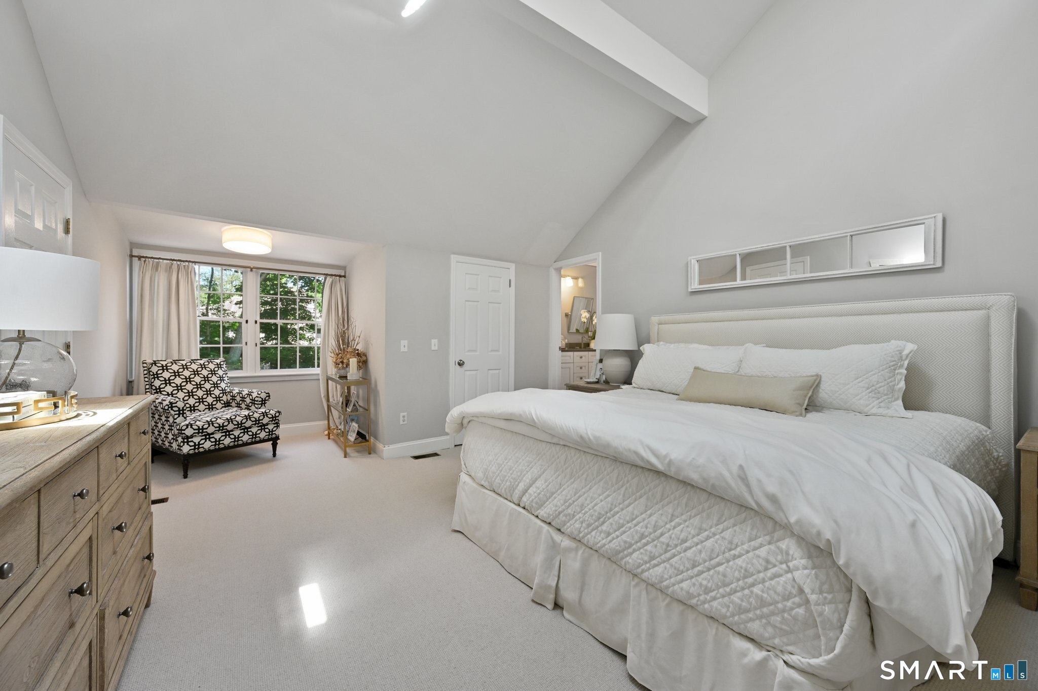 32 Spring Water Lane New Canaan CT 06840