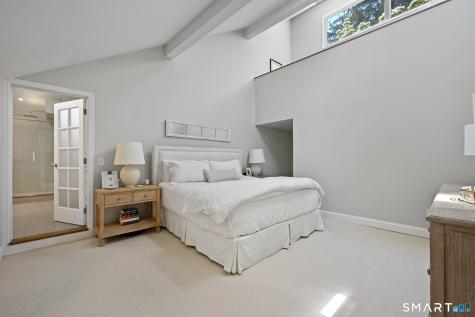 32 Spring Water Lane New Canaan CT 06840