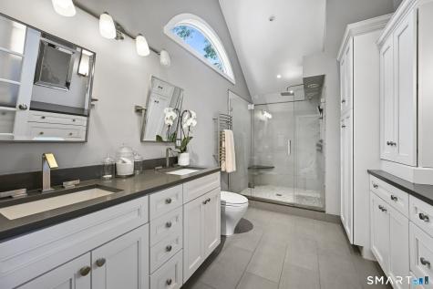 32 Spring Water Lane New Canaan CT 06840