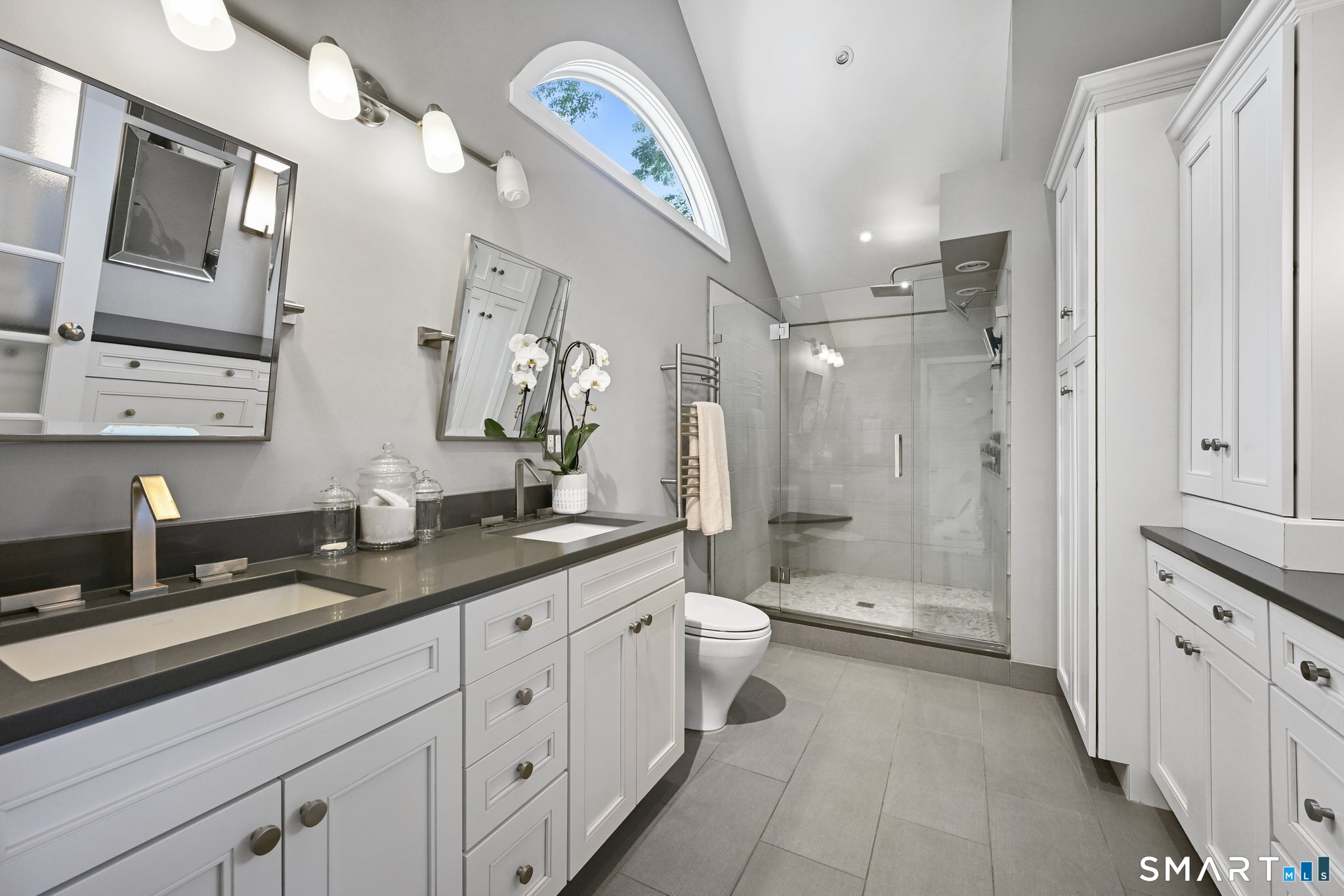 32 Spring Water Lane New Canaan CT 06840