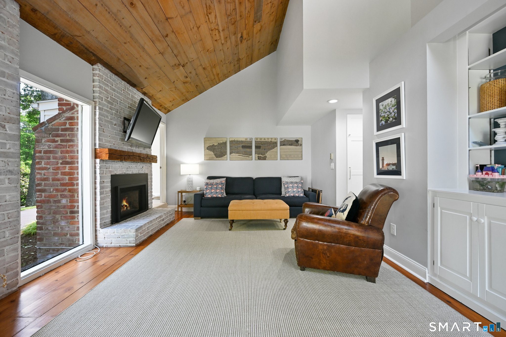 32 Spring Water Lane New Canaan CT 06840