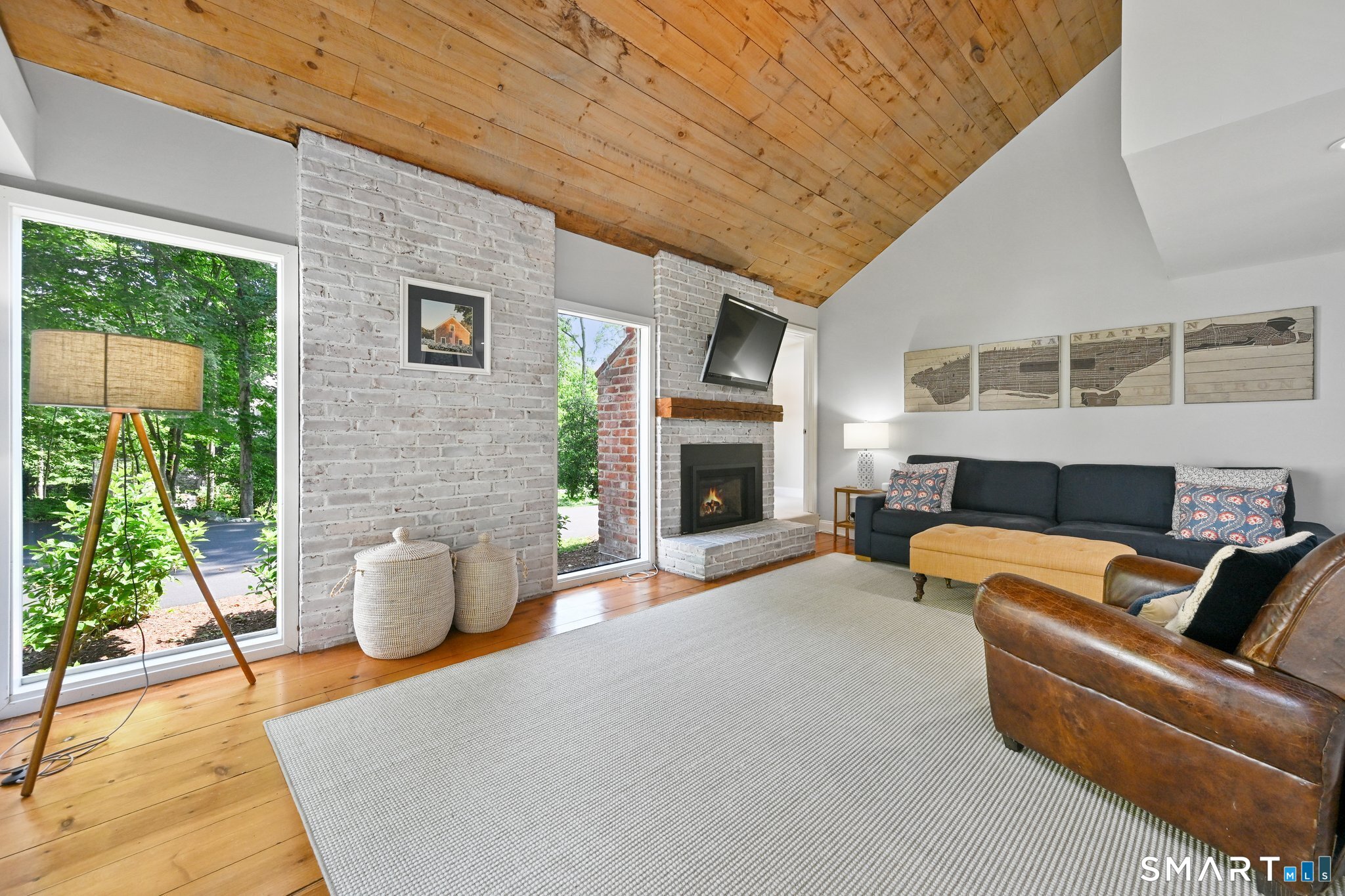 32 Spring Water Lane New Canaan CT 06840