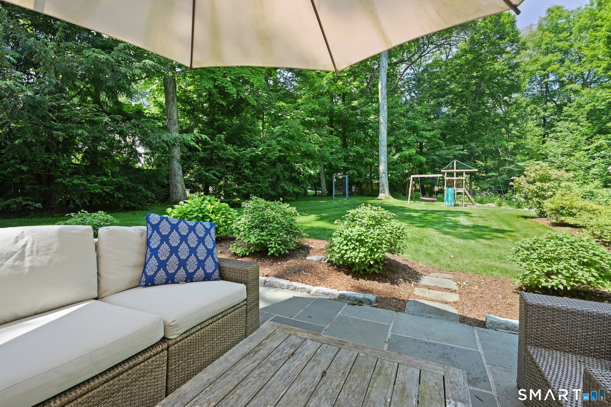 32 Spring Water Lane New Canaan CT 06840