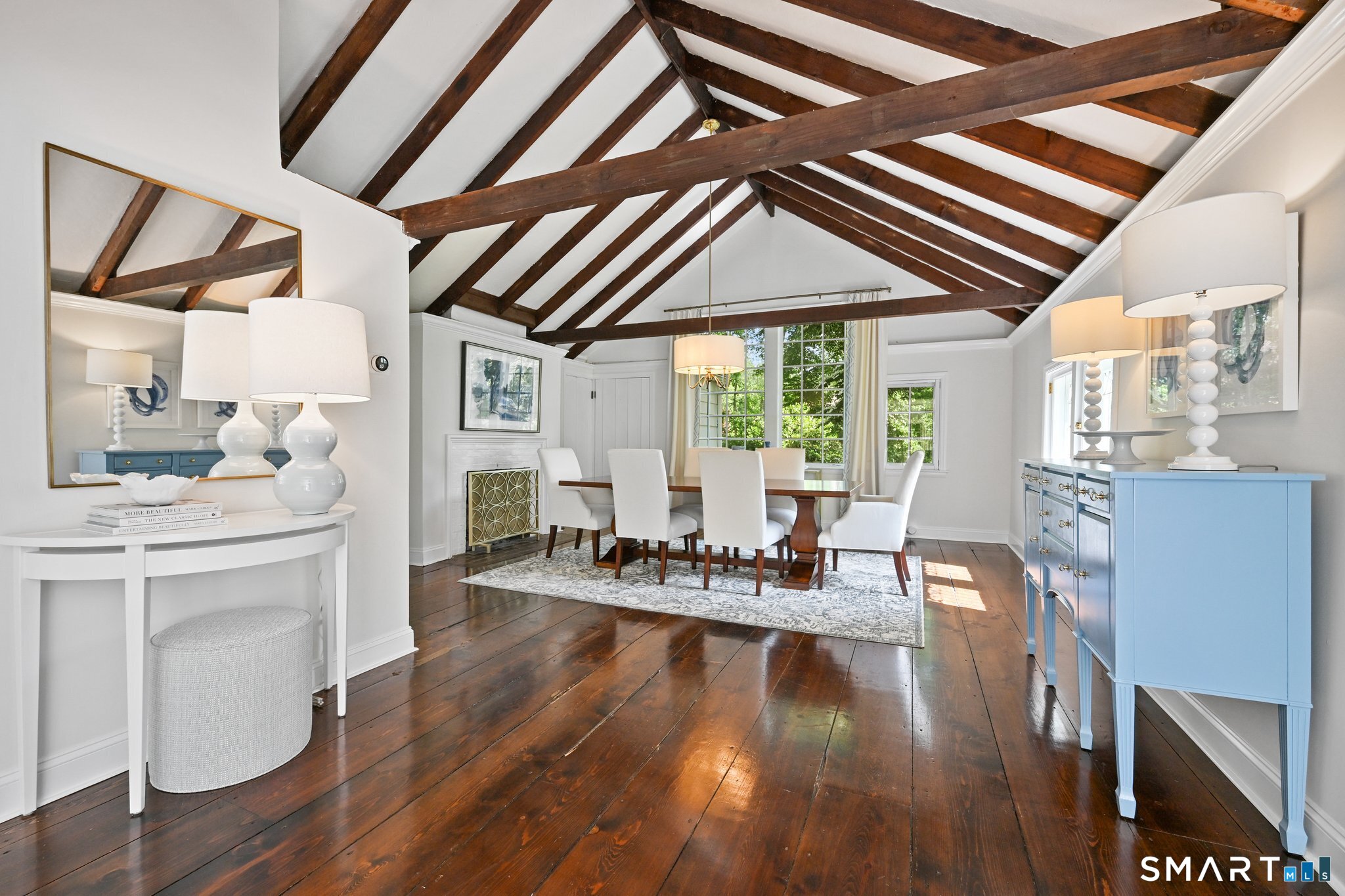 32 Spring Water Lane New Canaan CT 06840