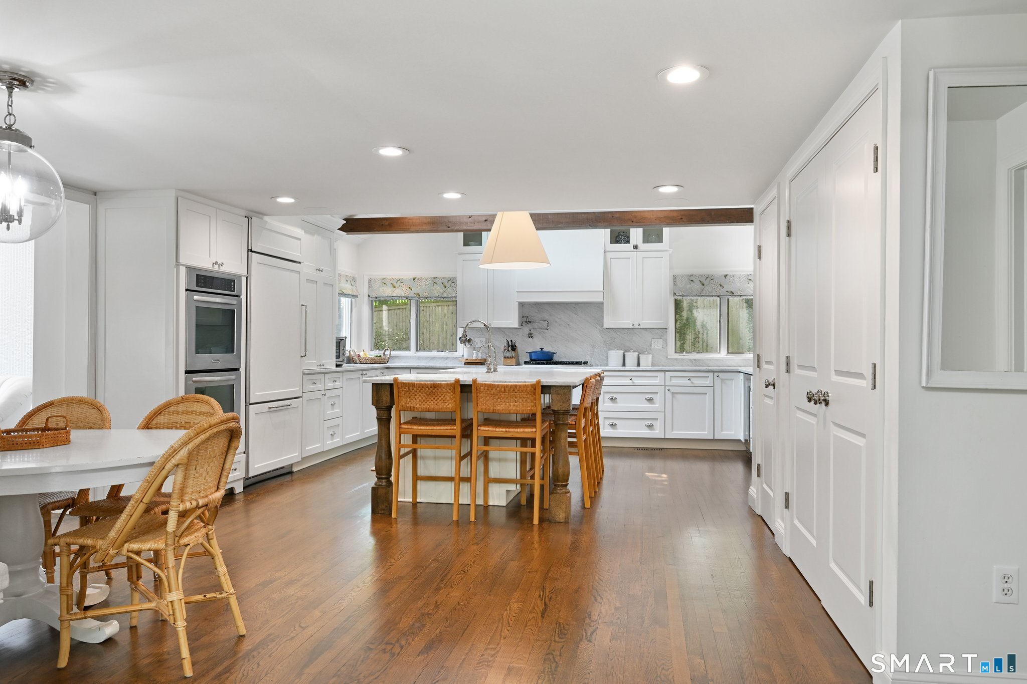 32 Spring Water Lane New Canaan CT 06840