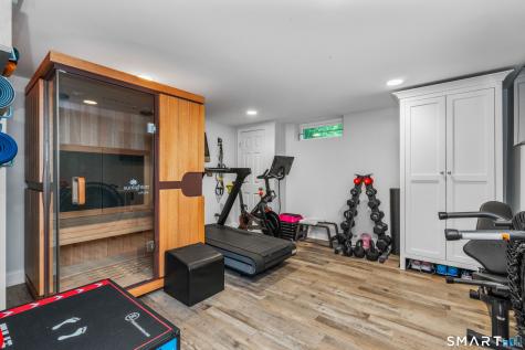 22 Ridgewood Road West Hartford CT 06107