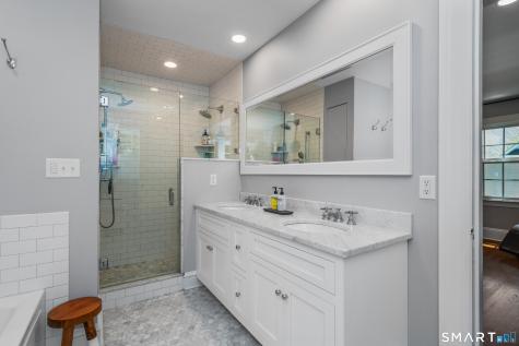 22 Ridgewood Road West Hartford CT 06107