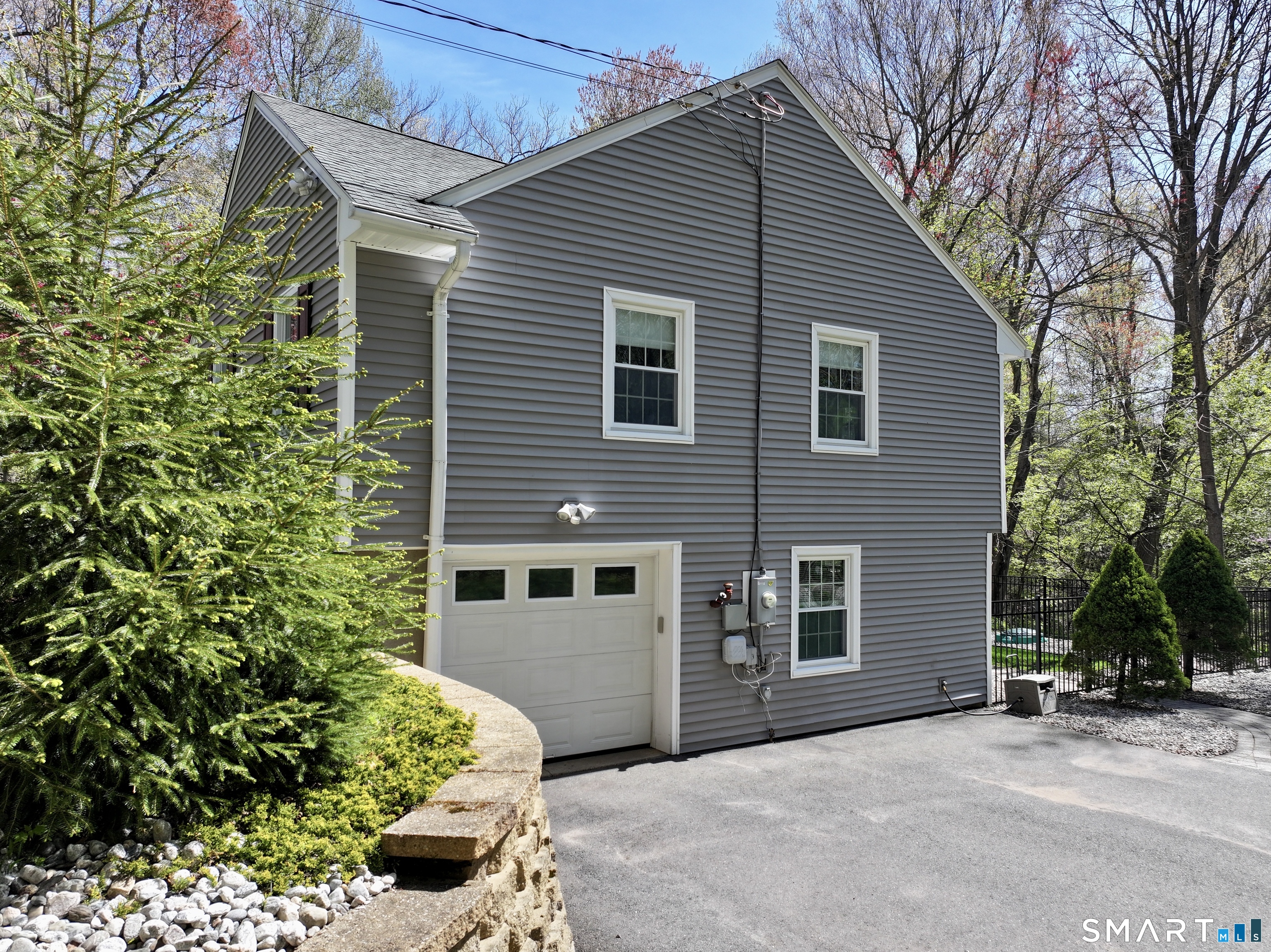 866 Hopewell Road Glastonbury CT 06073