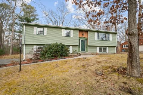 28 Colony Road East Lyme CT 06333