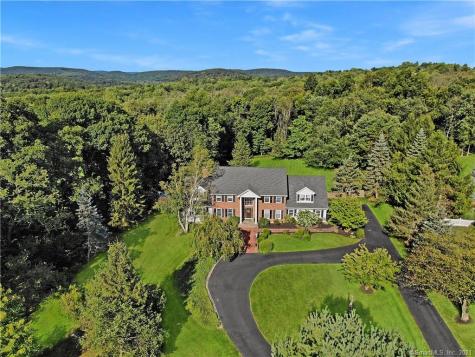 10 Huntington Lane New Fairfield CT 06812
