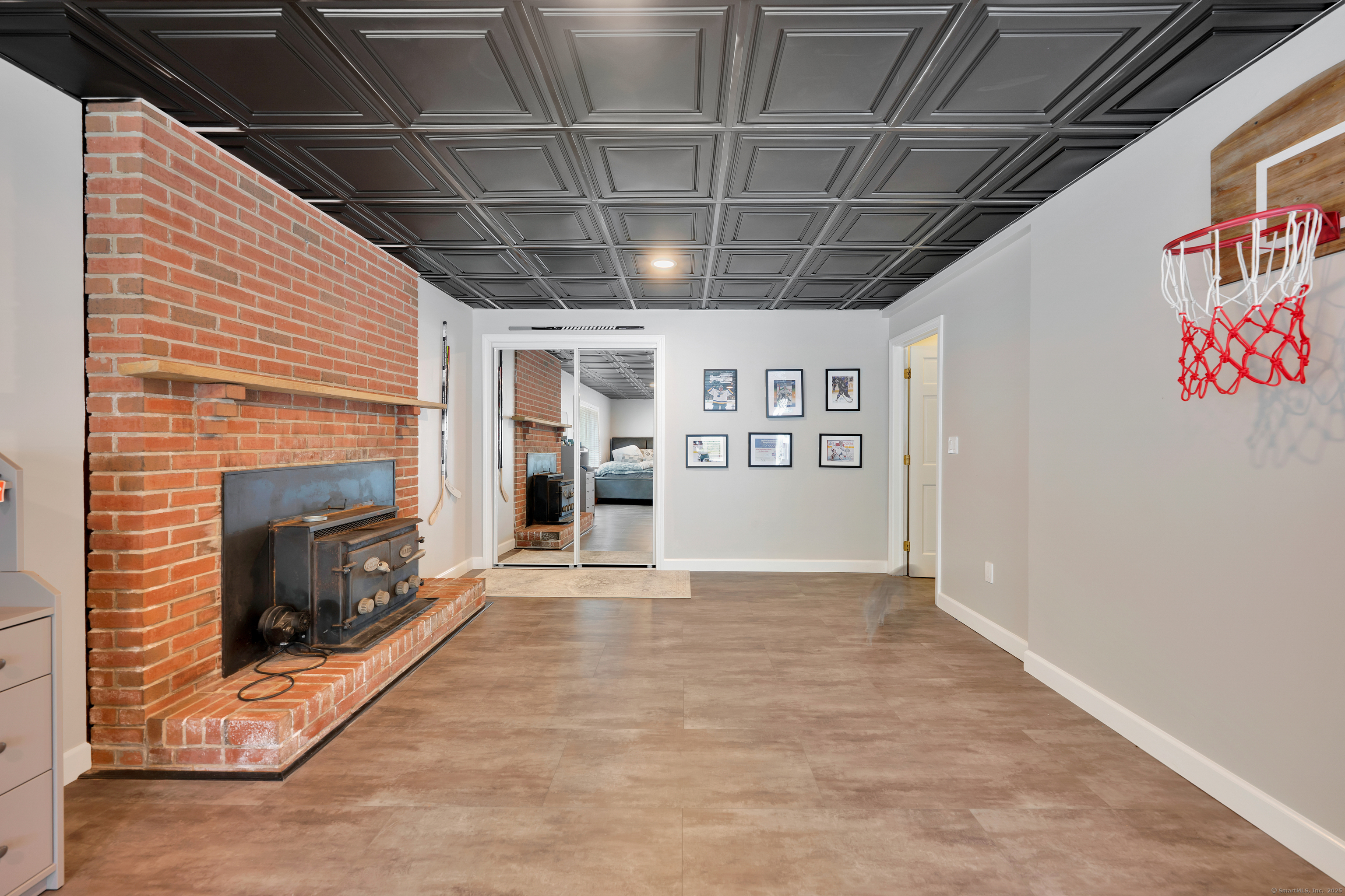 60 Wildcat Road Burlington CT 06013