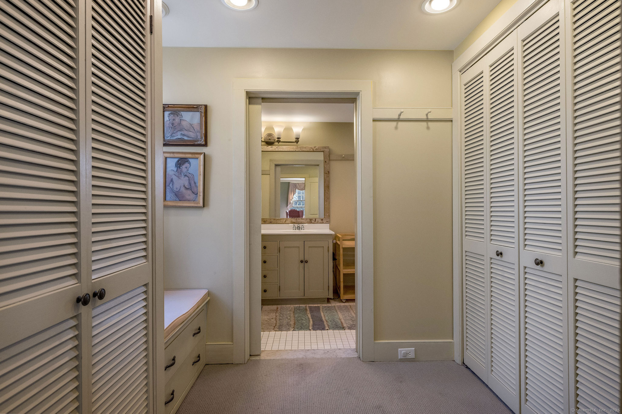 579 Taugwonk Road Stonington CT 06378