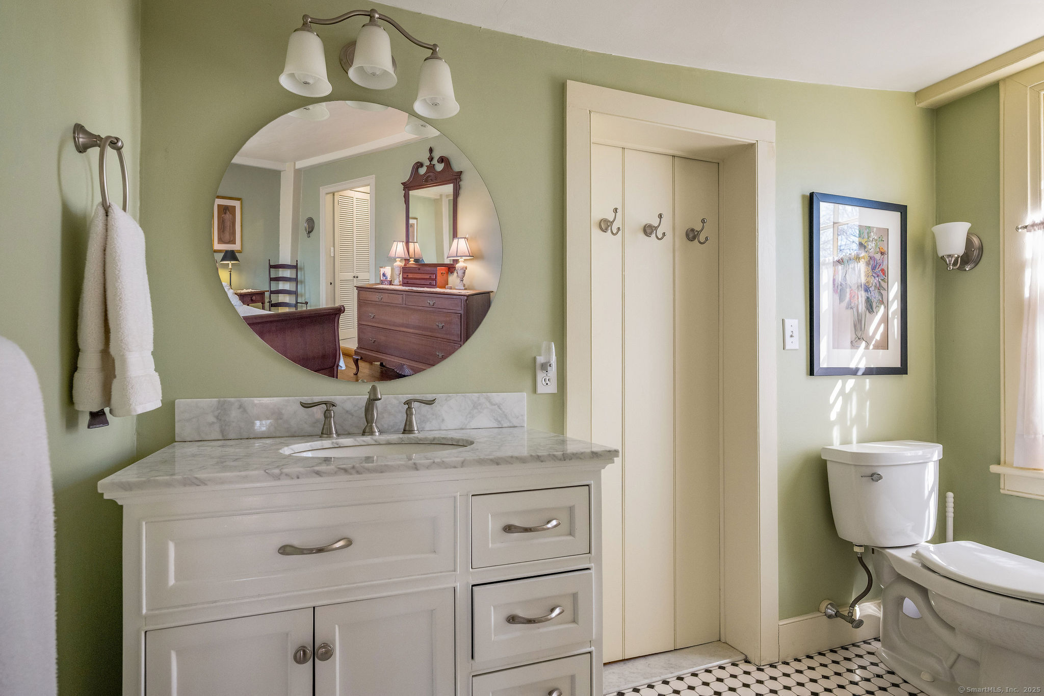 579 Taugwonk Road Stonington CT 06378