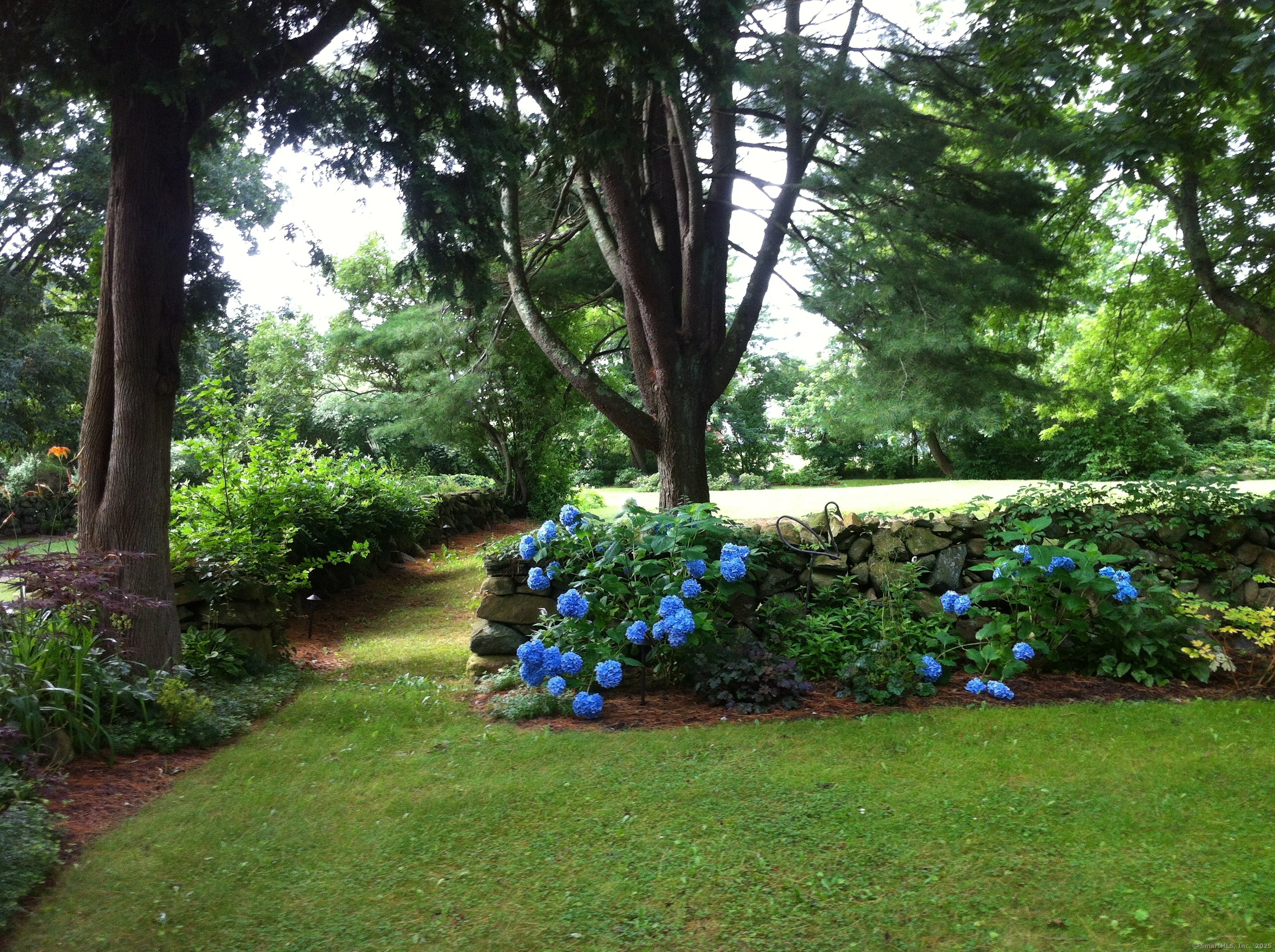 579 Taugwonk Road Stonington CT 06378