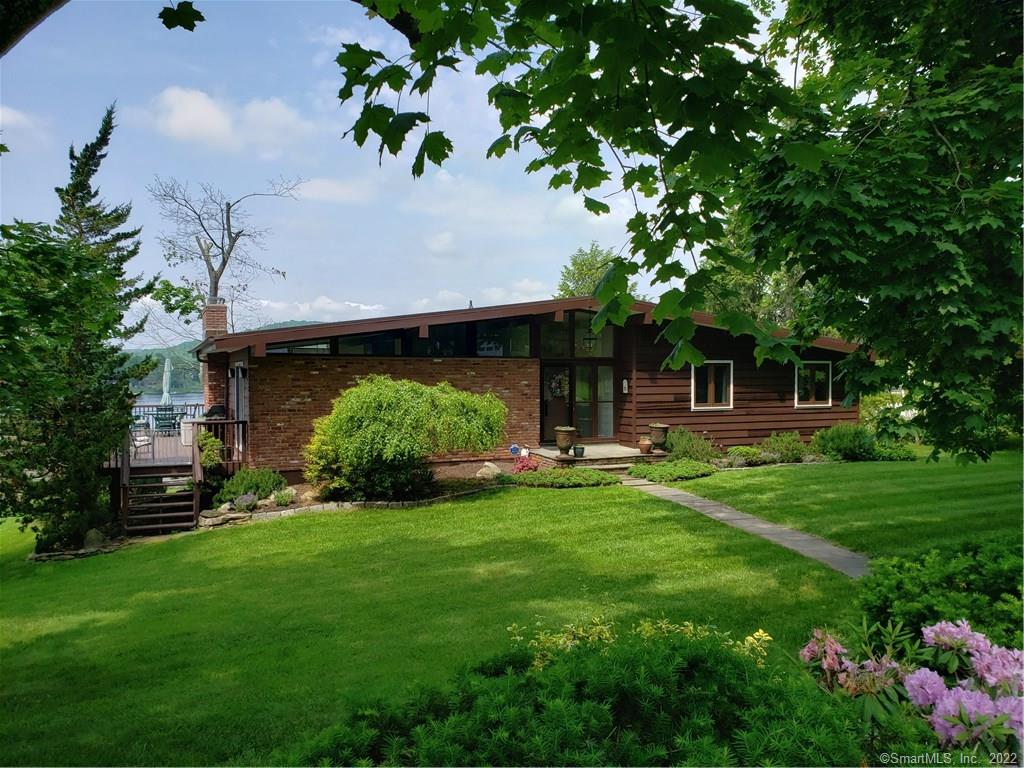 96 Kellogg Street Brookfield CT 06804
