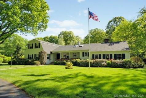 12 Lake Road Newtown CT 06470