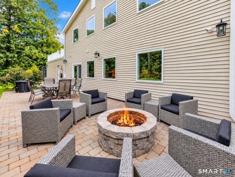 27 Old Quarry Road Woodbridge CT 06525
