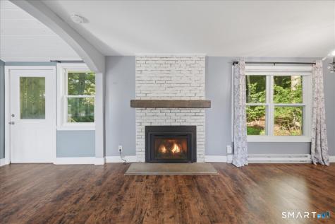 10 Woodside Road Hebron CT 06231