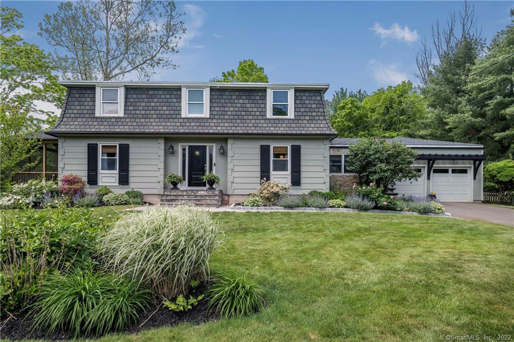 11 Redcoat Lane Guilford CT 06437