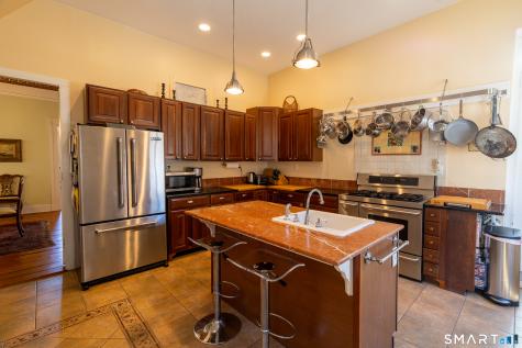 8 West Mystic Avenue Groton CT 06355