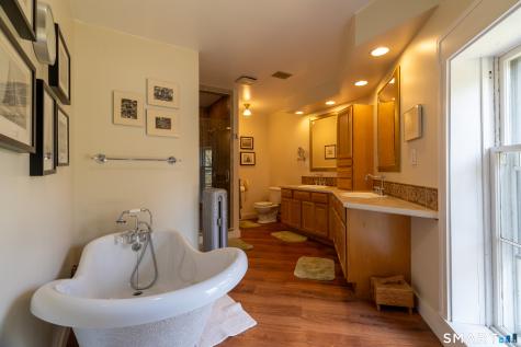 8 West Mystic Avenue Groton CT 06355