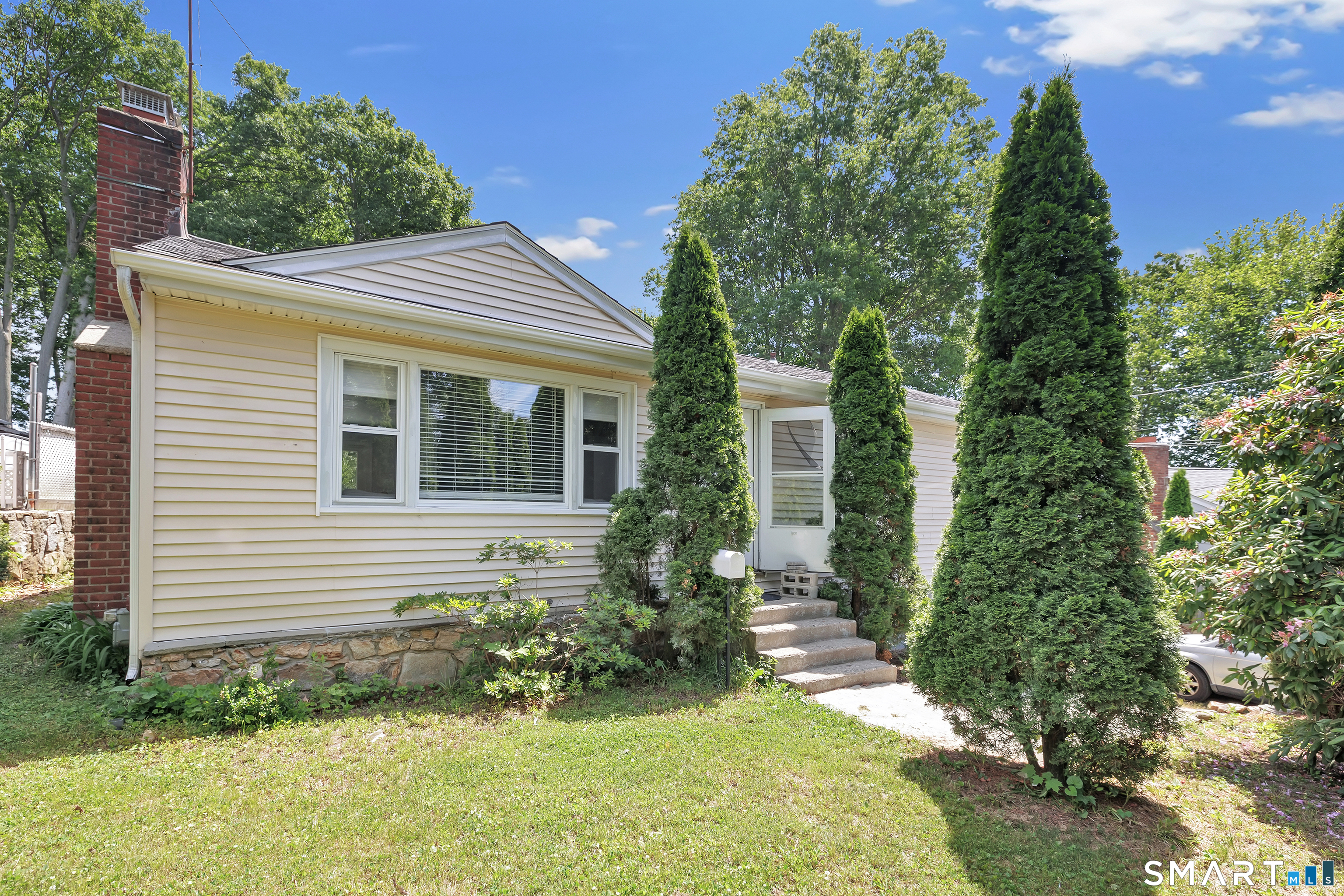 276 Griffin Avenue Bridgeport CT 06606