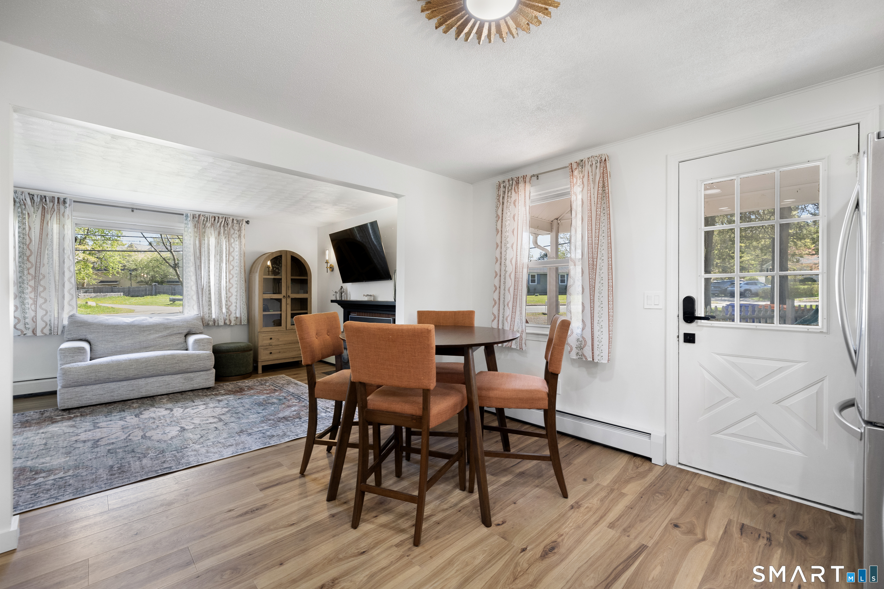 123 Smith Street Middletown CT 06457