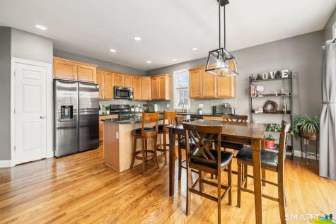 25 Revere Circle Southbury CT 06488