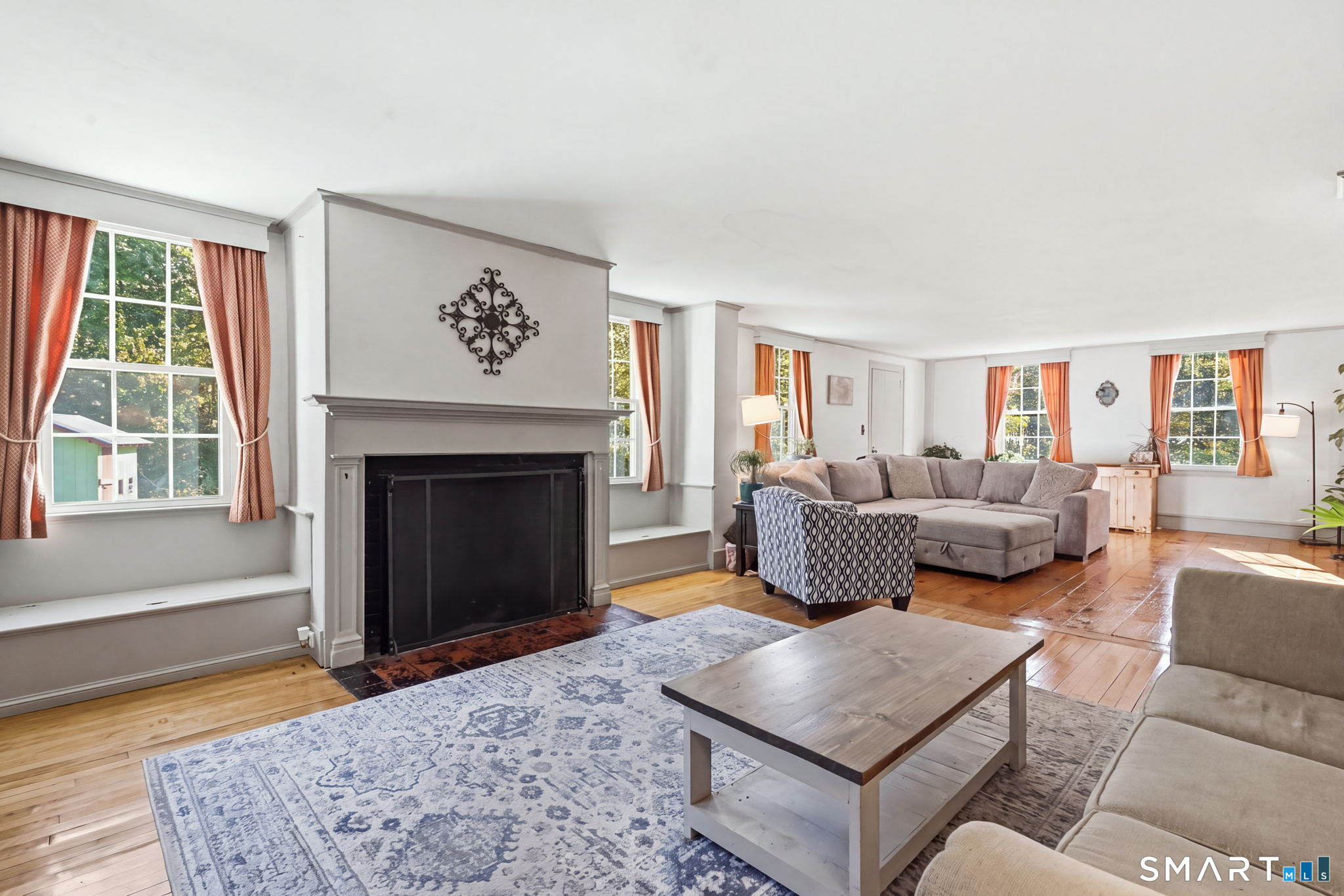 731 Latham Lane Suffield CT 06078