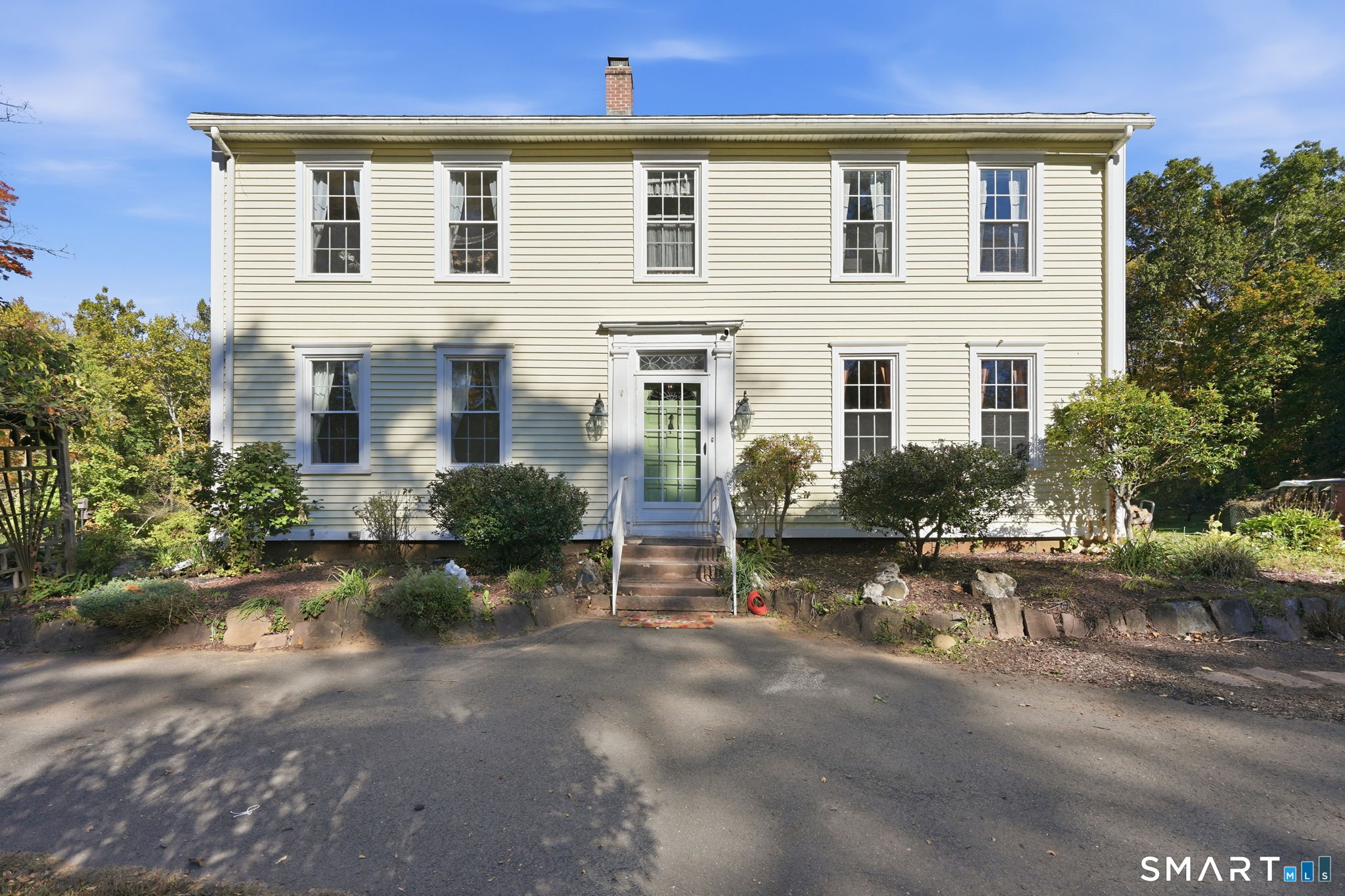 731 Latham Lane Suffield CT 06078