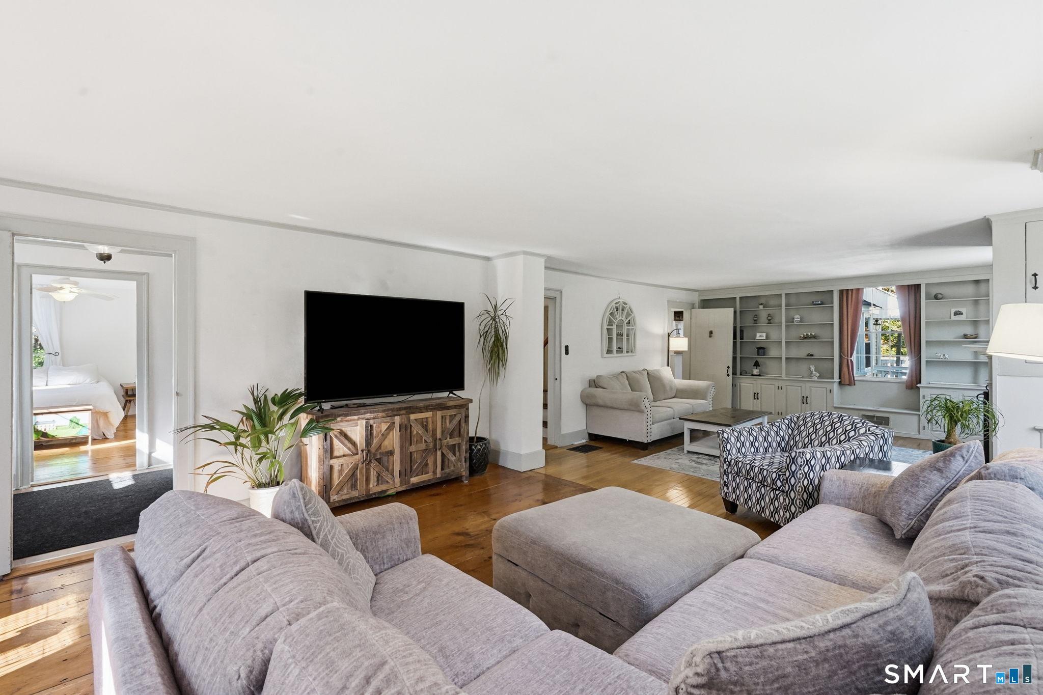 731 Latham Lane Suffield CT 06078
