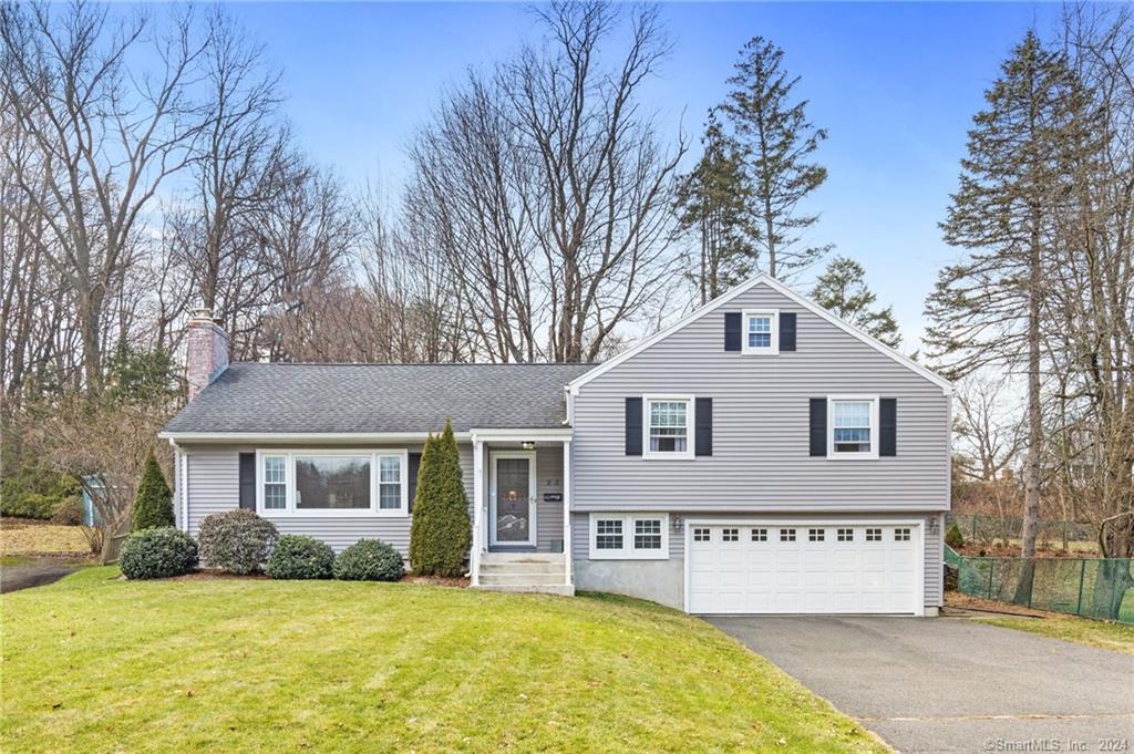 23 Ivy Lane Newington CT 06111