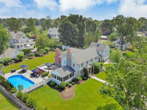 84 Old Orchard Park Fairfield CT 06824