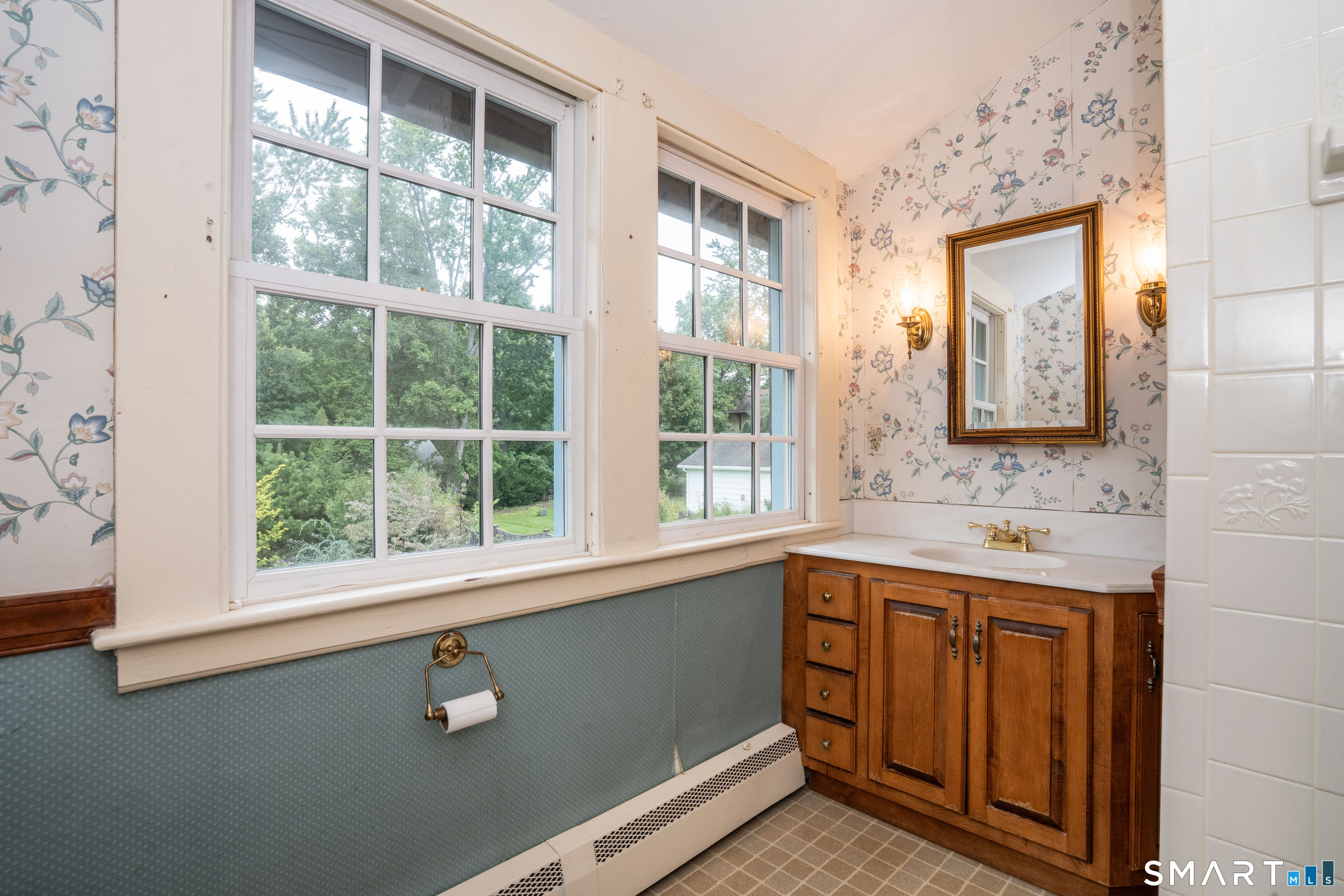 60 Bainbridge Road West Hartford CT 06119