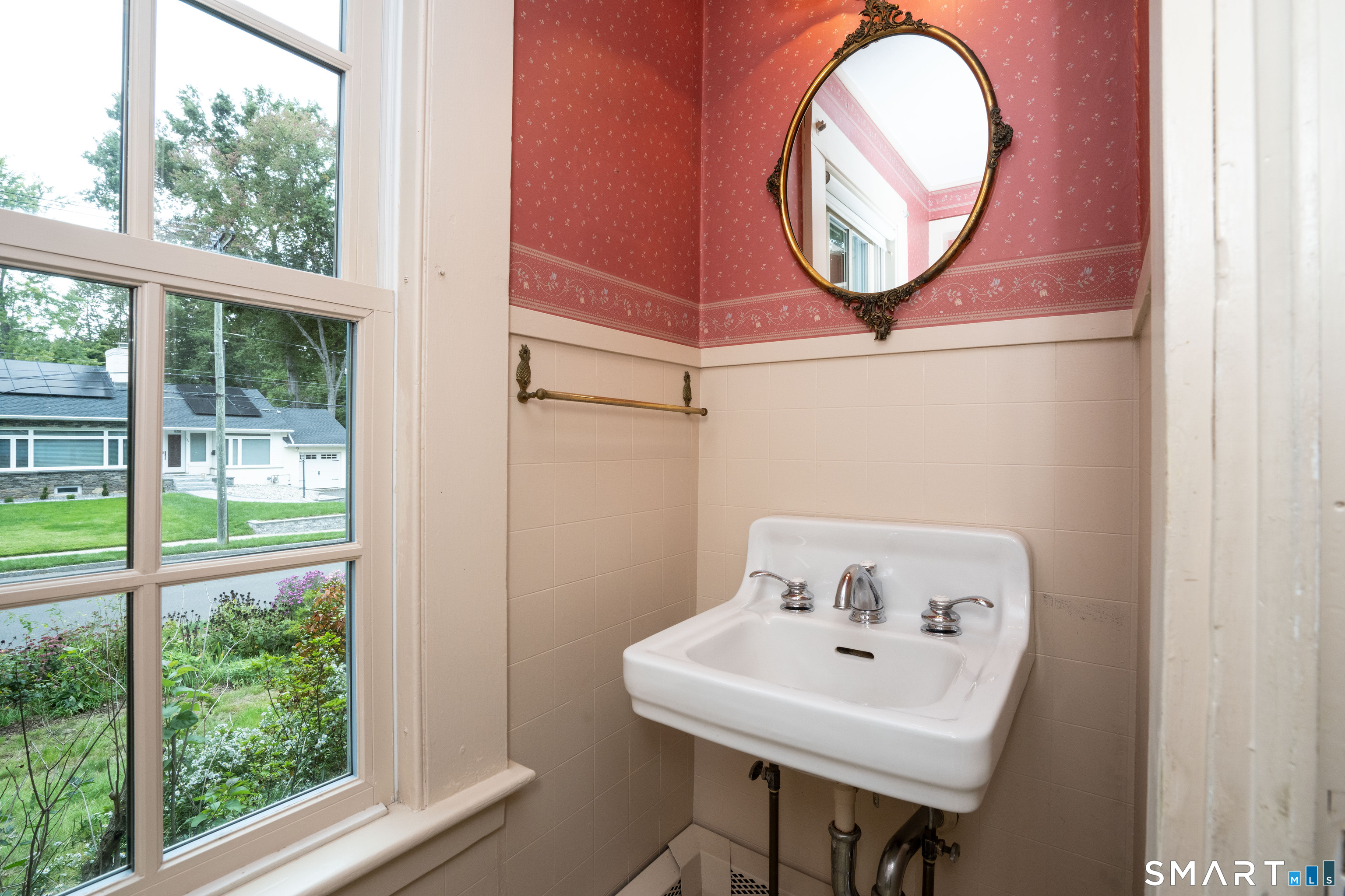 60 Bainbridge Road West Hartford CT 06119