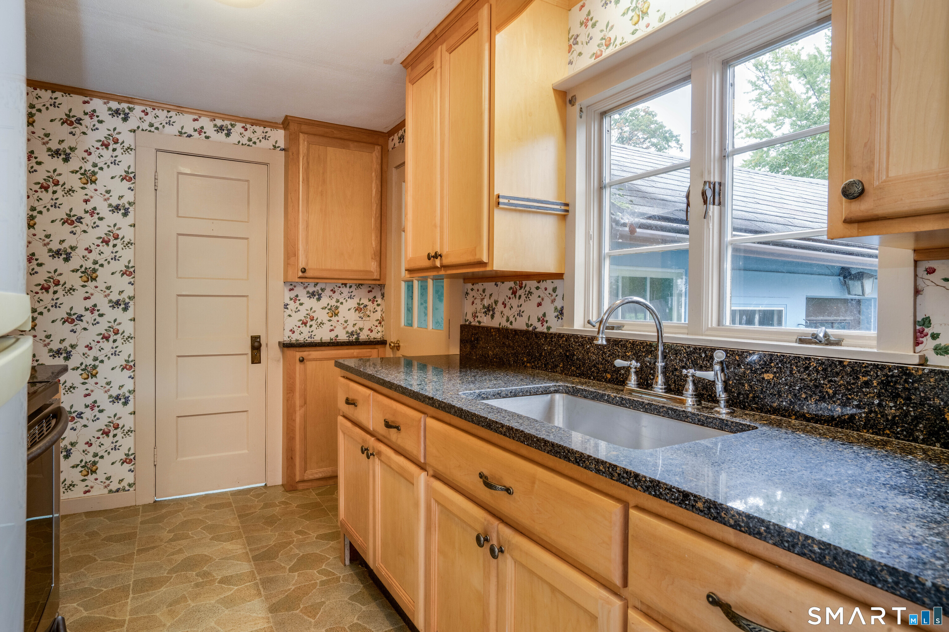 60 Bainbridge Road West Hartford CT 06119