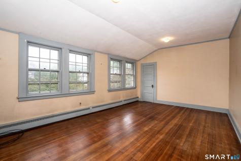 60 Bainbridge Road West Hartford CT 06119