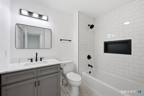 70 Victoria Court Hamden CT 06514