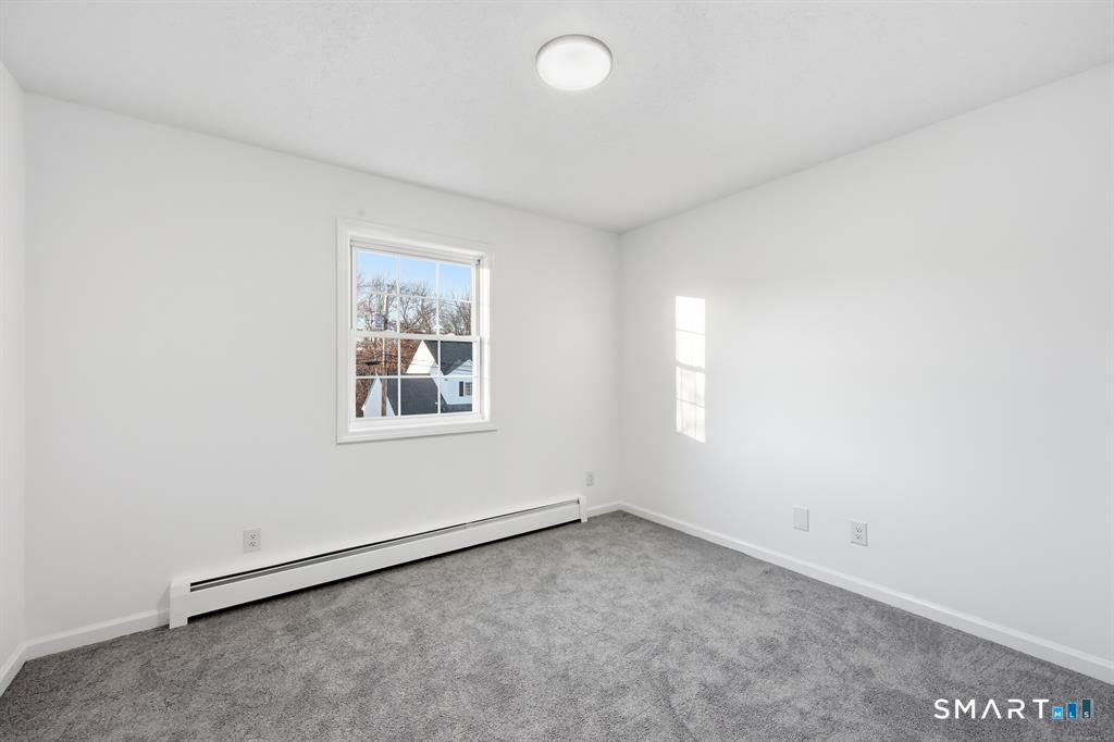 70 Victoria Court Hamden CT 06514