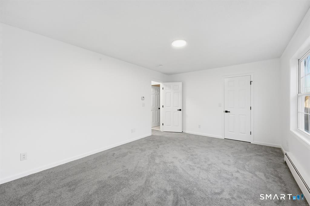70 Victoria Court Hamden CT 06514