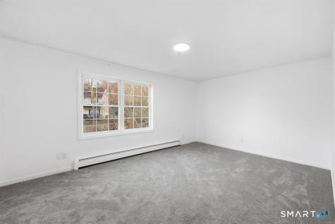 70 Victoria Court Hamden CT 06514