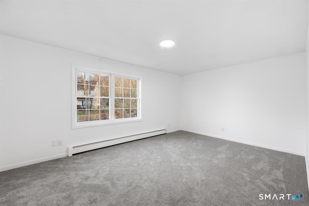 70 Victoria Court Hamden CT 06514
