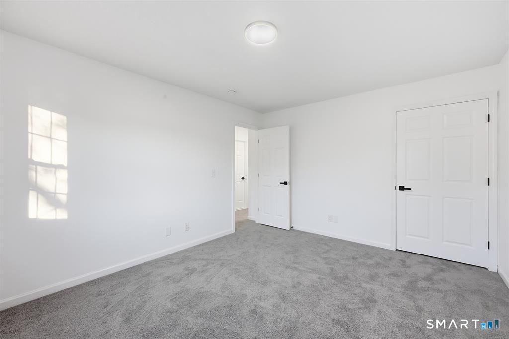 70 Victoria Court Hamden CT 06514