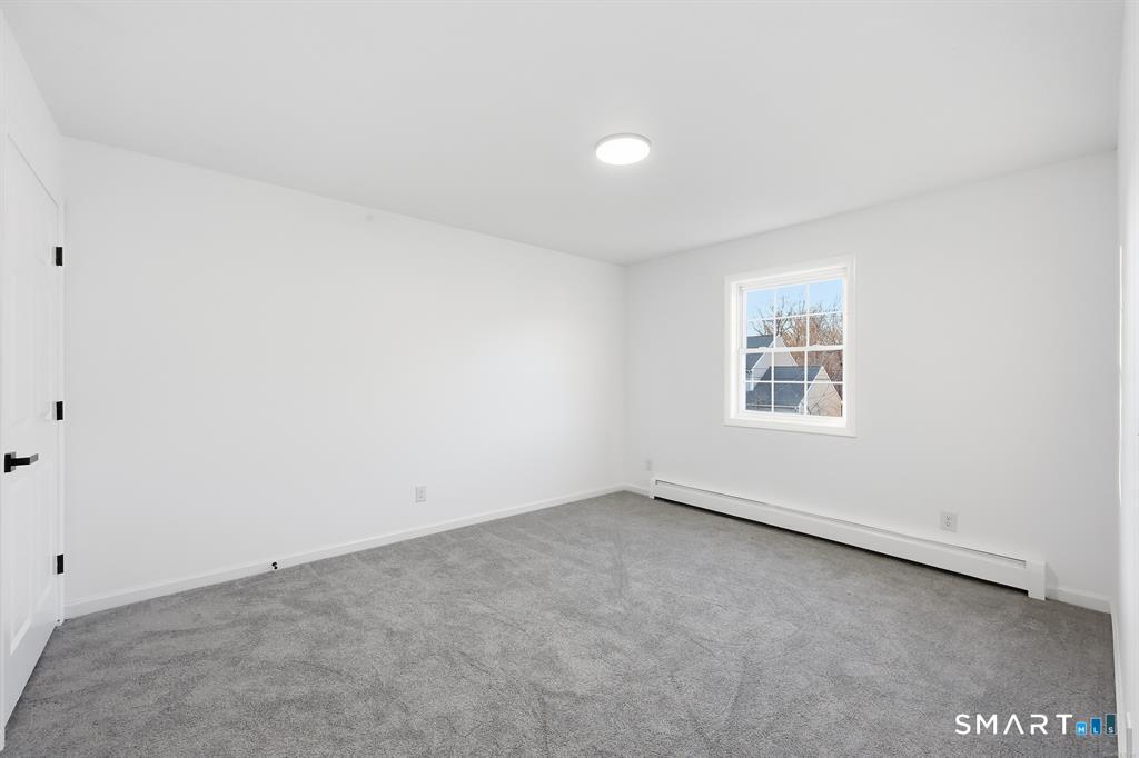 70 Victoria Court Hamden CT 06514