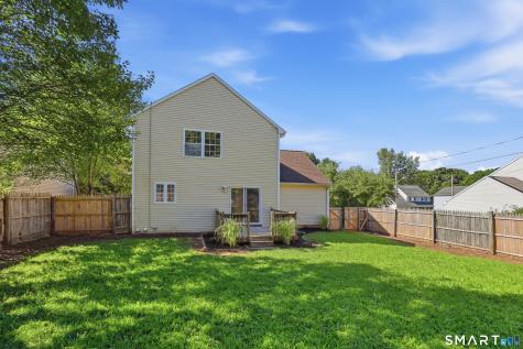 70 Victoria Court Hamden CT 06514