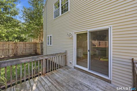 70 Victoria Court Hamden CT 06514