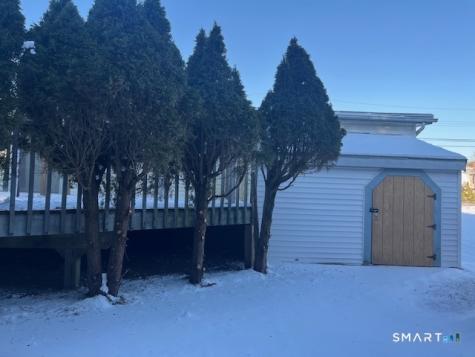 21 Carmen Street East Haven CT 06512